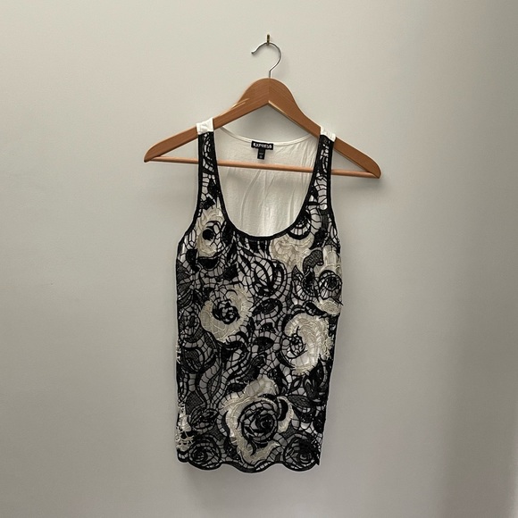 EXPRESS Lace Tank Top - Picture 2 of 4